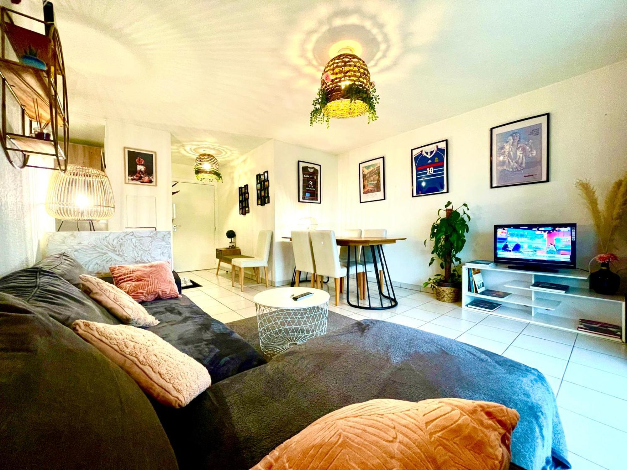 Bel Appartement T3 De 60M2 Avec Parking, Terrasse, Proche Du Metro Et Du Periph Toulouse Eksteriør bilde